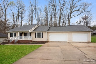 Building Photo - 661 Beavers Cove Ln NW