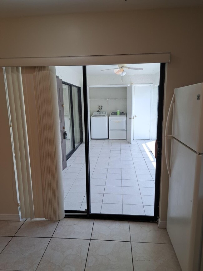 Building Photo - 9330 SW 61st Way