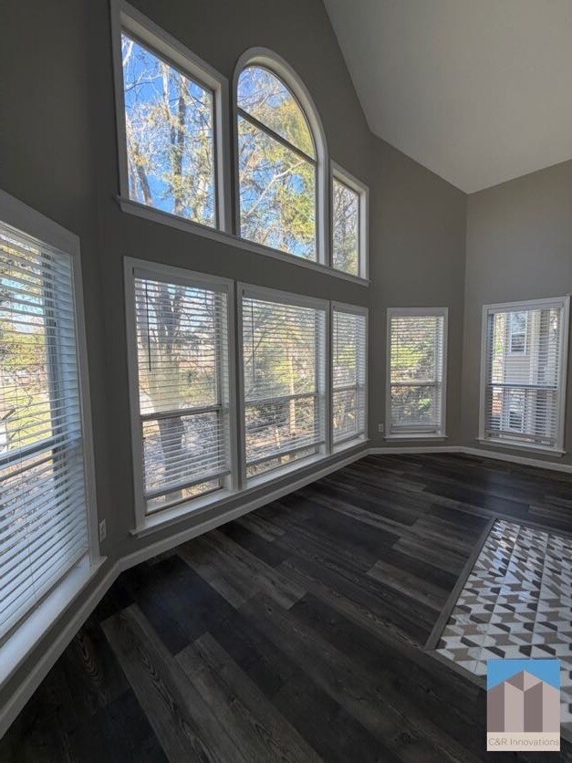 Building Photo - 133 McGill Park Ave NE