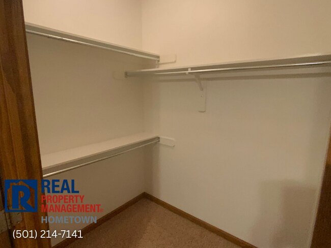 Building Photo - 3505 Cougar Lk Rd