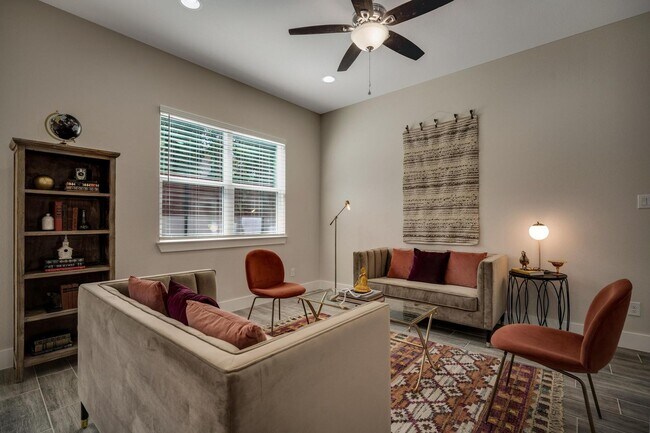 Building Photo - 4-BEDROOM LUXURY NEW CONSTRUCTION
