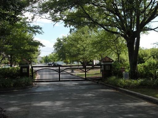 Building Photo - 2 Bedroom 2 Bath Condo at Concord West of the Ashley - West Ashley