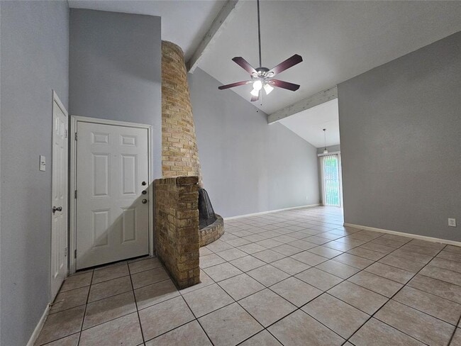 Building Photo - 1304 Glenda Dr