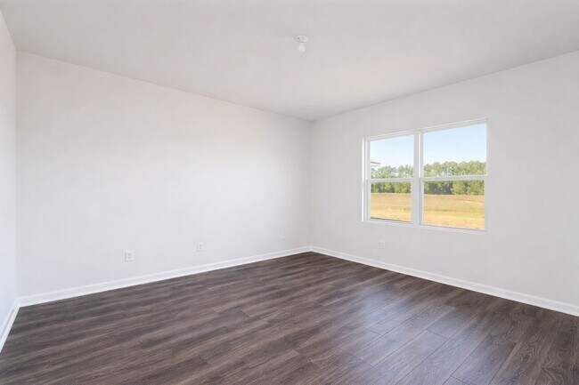 Building Photo - 3 bedrooms, 2 1/2 bathrooms in Richmond Hill's Heartwood Community