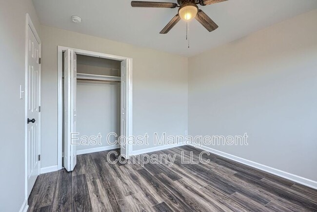 Building Photo - 1221 Glenwood Ave