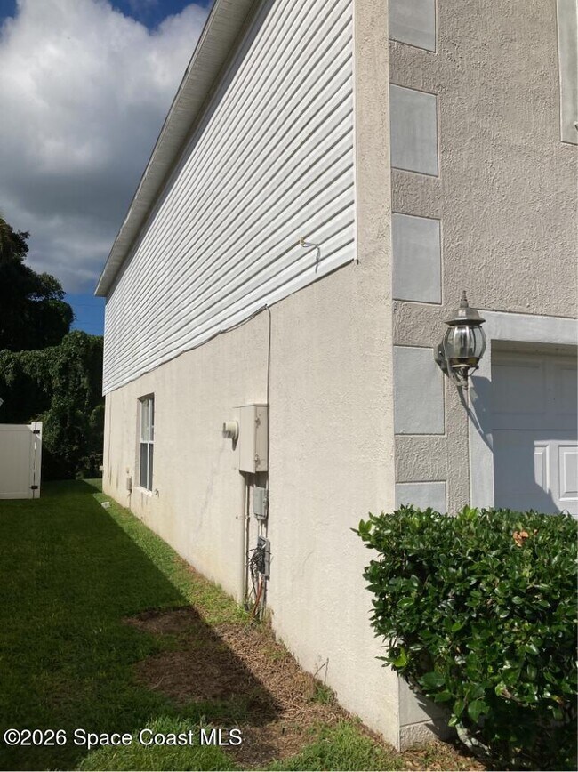 Building Photo - 1149 Macon Dr