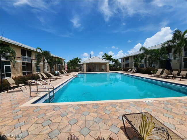 Building Photo - 8416 Bernwood Cove Loop