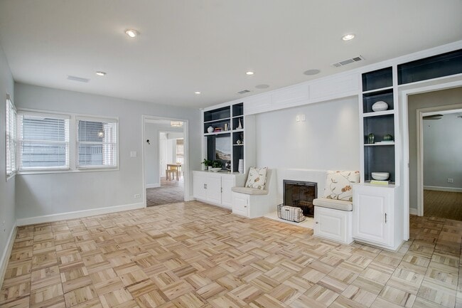 Building Photo - 2228 Addison Rd