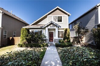 Building Photo - Premier Lake Stevens Living: Top-Rated Schools & Walkable Parks