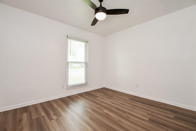 Building Photo - 6622 Kearney Dr