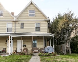 Building Photo - 114 N Front St