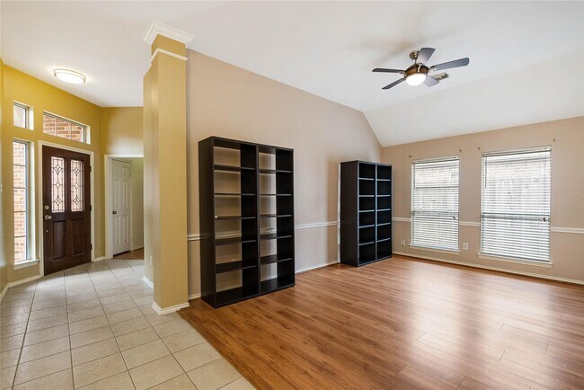 Building Photo - 21506 Willow Glade Dr