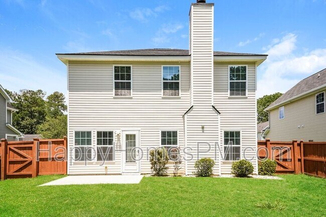 Building Photo - 233 Maywood Drive