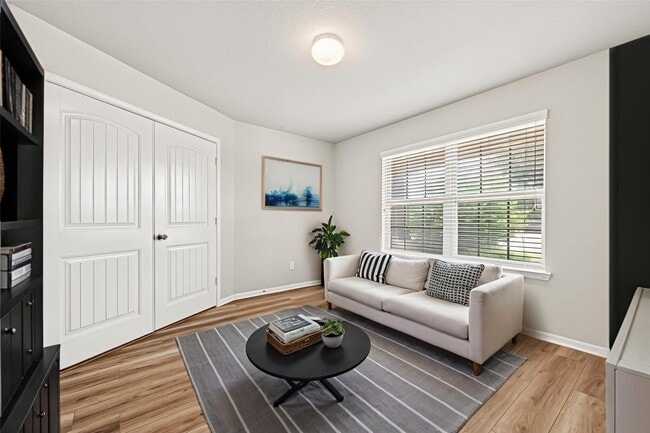 Building Photo - 3326 McDonough Way