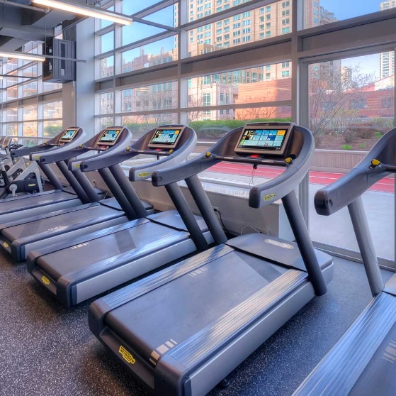 Building Photo - 601 N State St