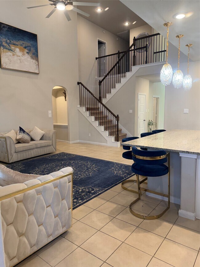 Building Photo - 1617 Darwin Cedar Dr