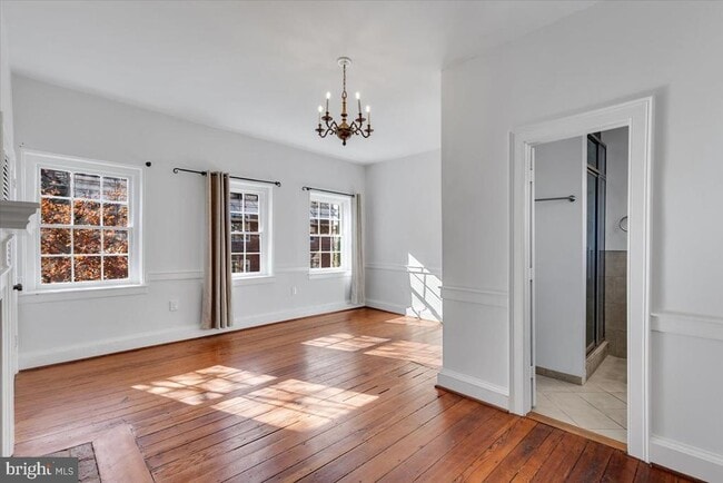 Building Photo - 215 Prince St