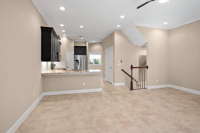 Building Photo - 5912 Anchorage Way S