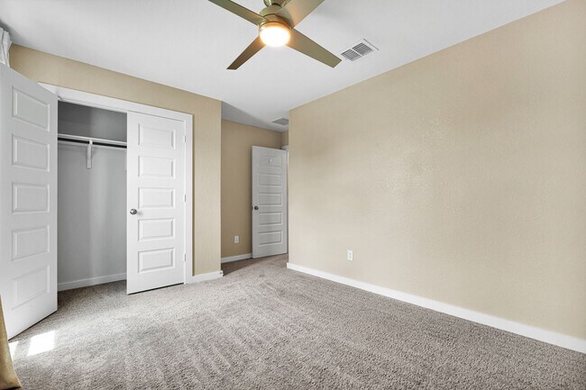 Building Photo - Charming 4-Bedroom Home in Millican Grove – Near Randolph AFB!