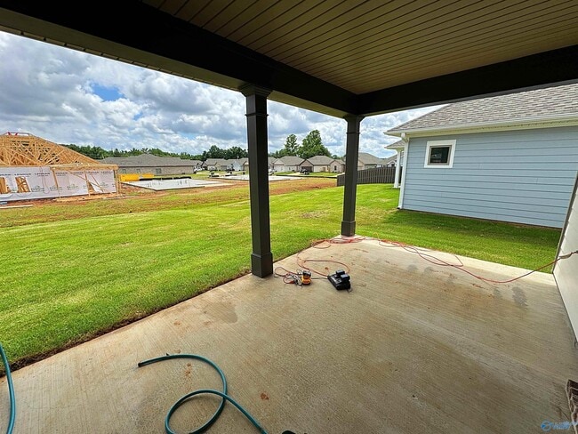 Building Photo - 28550 Whitehall Ln