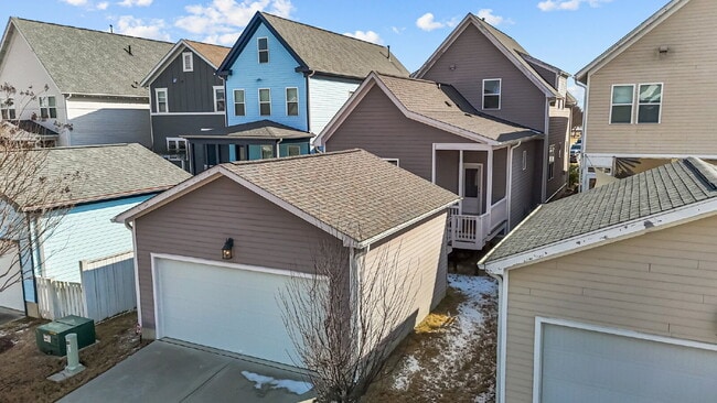 Building Photo - "Discover Comfort and Style: Spacious 3-Bedroom Home in Briar Chapel!"