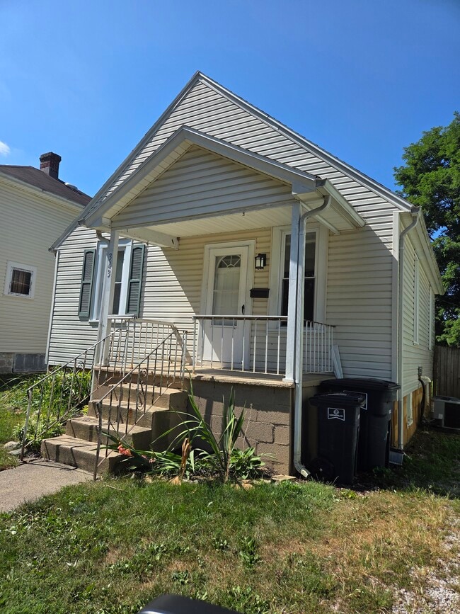 Building Photo - 343 Whiley Ave