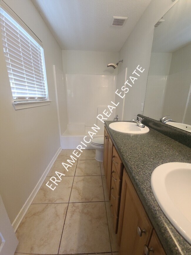 Building Photo - 291 Dahlquist Dr