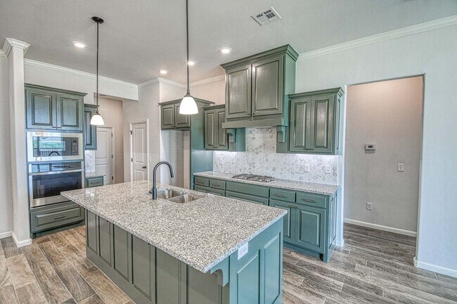 Building Photo - Beautiful Home in Summit Lakes!