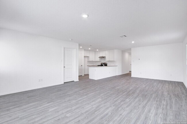 Building Photo - 15115 Greenfield Ml