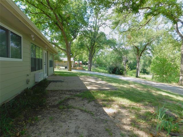 Building Photo - 897 John George Ln