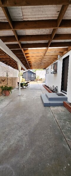 Building Photo - 14914 Pemberton Dr