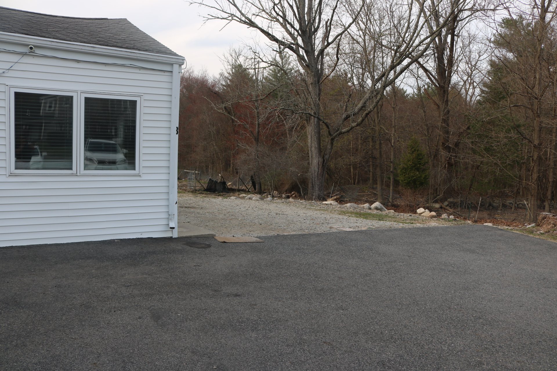 Building Photo - 333 Groveland St