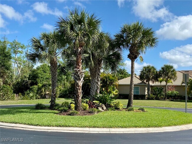 Building Photo - 15590 Vallecas Ln