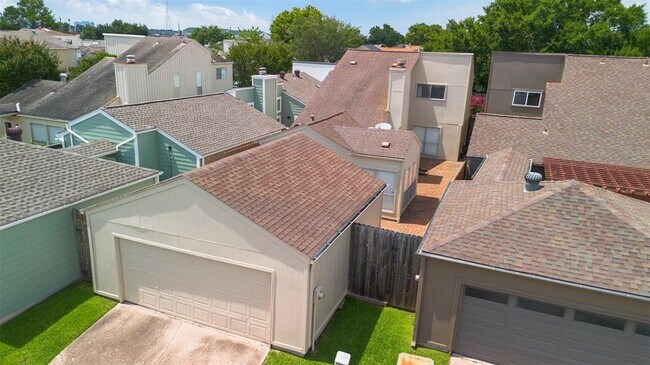 Building Photo - 2013 Trixie Ln