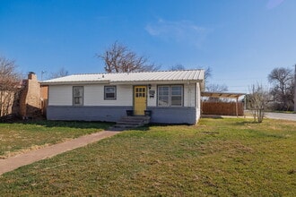 Building Photo - Short Term
Lease