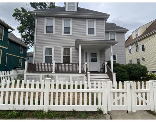 Building Photo - 28 Bayard St