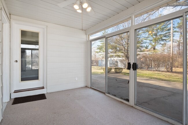 Building Photo - 12447 McKelvey Rd