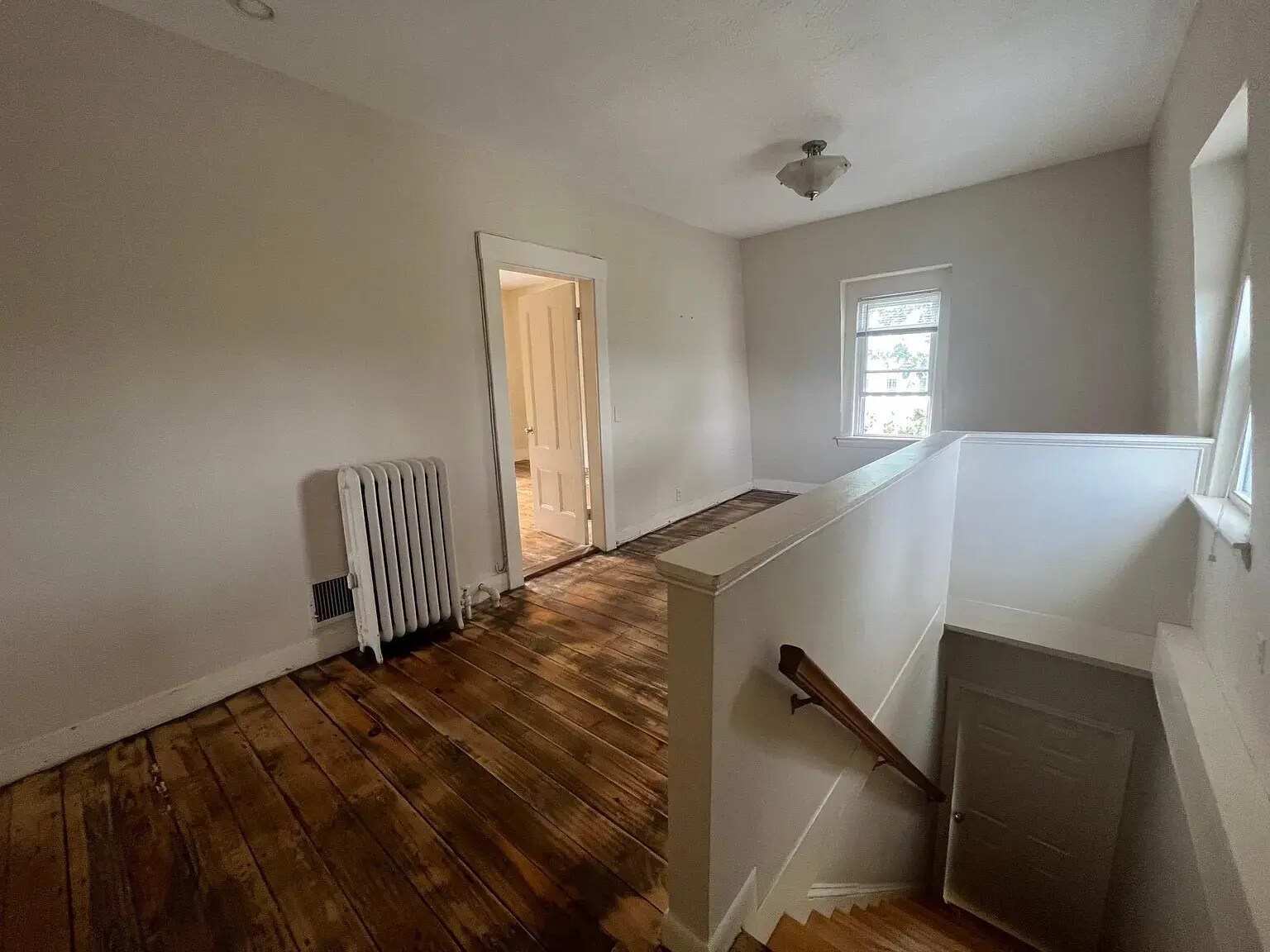 Building Photo - 76 Chestnut St