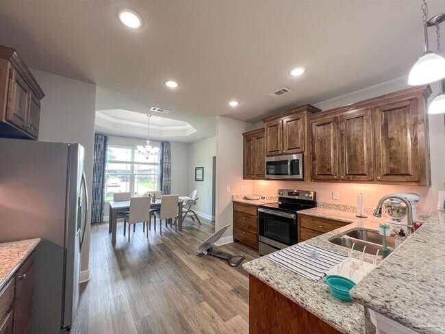 Building Photo - 5322 Parkside Dr
