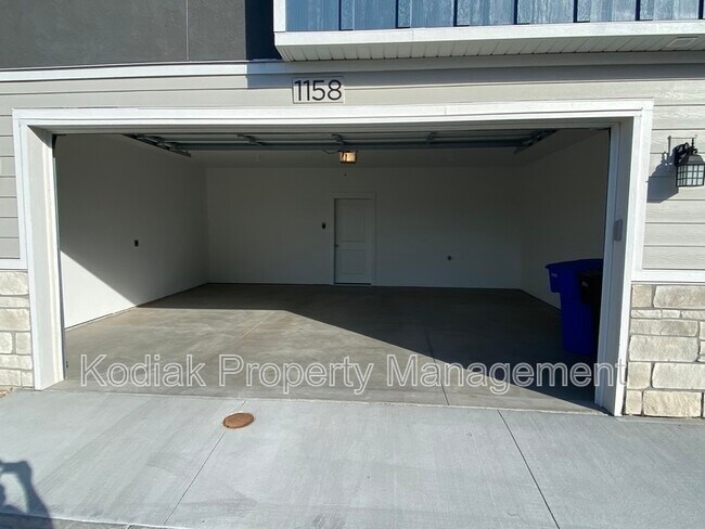 Building Photo - 1158 N 1880 W