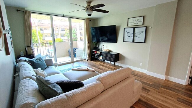 Building Photo - 777 S Federal Hwy