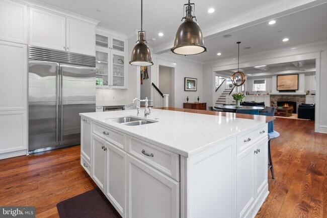 Building Photo - 5600 Brite Dr