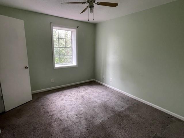 Building Photo - 3882 Parklane Dr