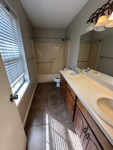 Building Photo - 3113 Clear Creek Dr