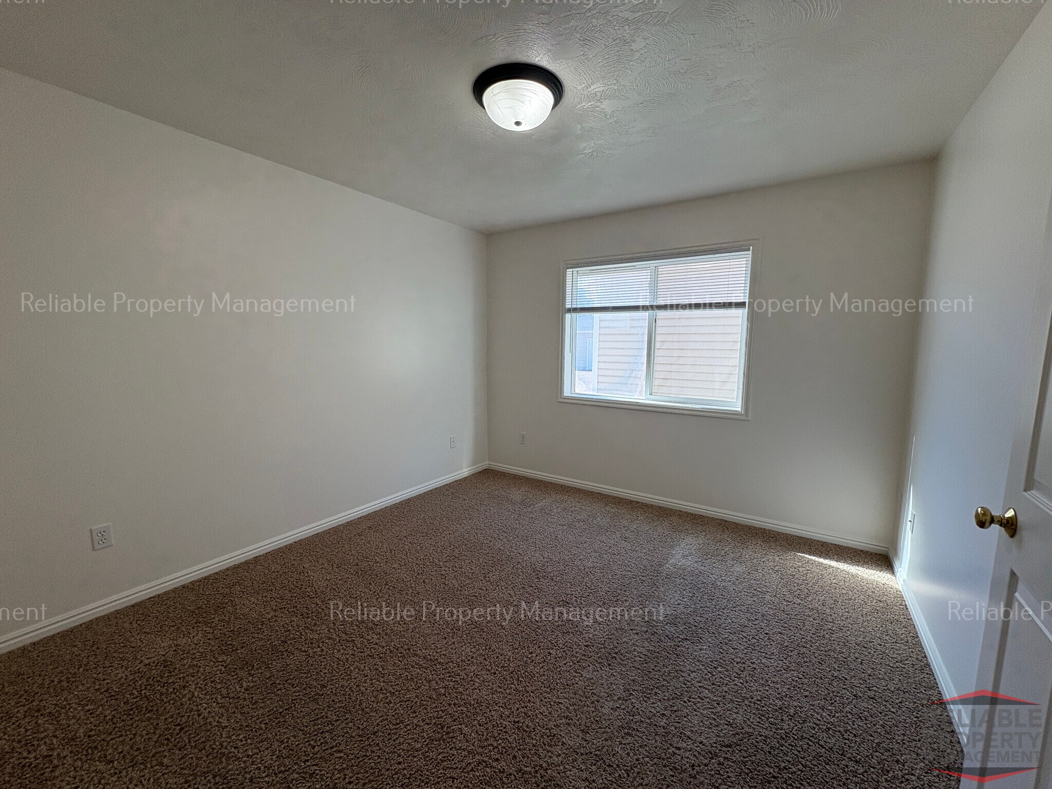 Building Photo - 3108 E Chasewood Dr