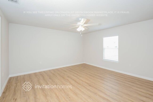 Building Photo - 1021 Quail St SE