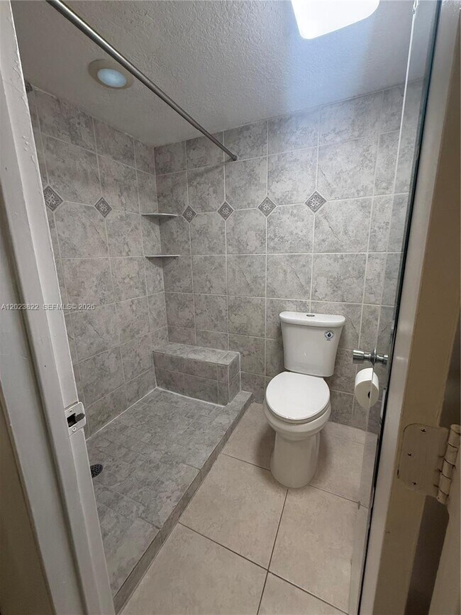 Building Photo - 5080 SW 64th Ave
