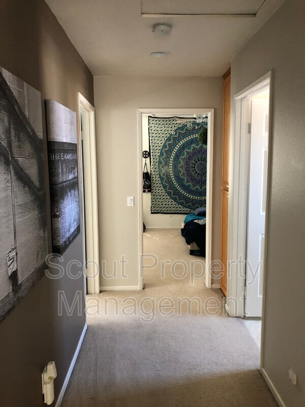 Building Photo - 32637 Clearvail Dr