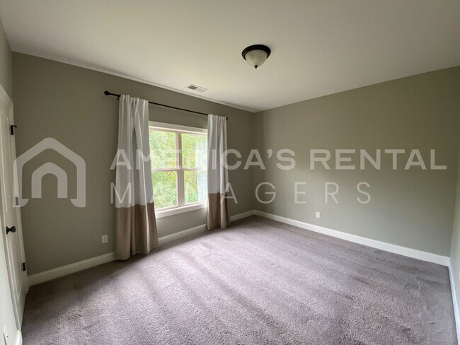 Building Photo - Home for rent in Hoover!!! View NOW!!! ***...