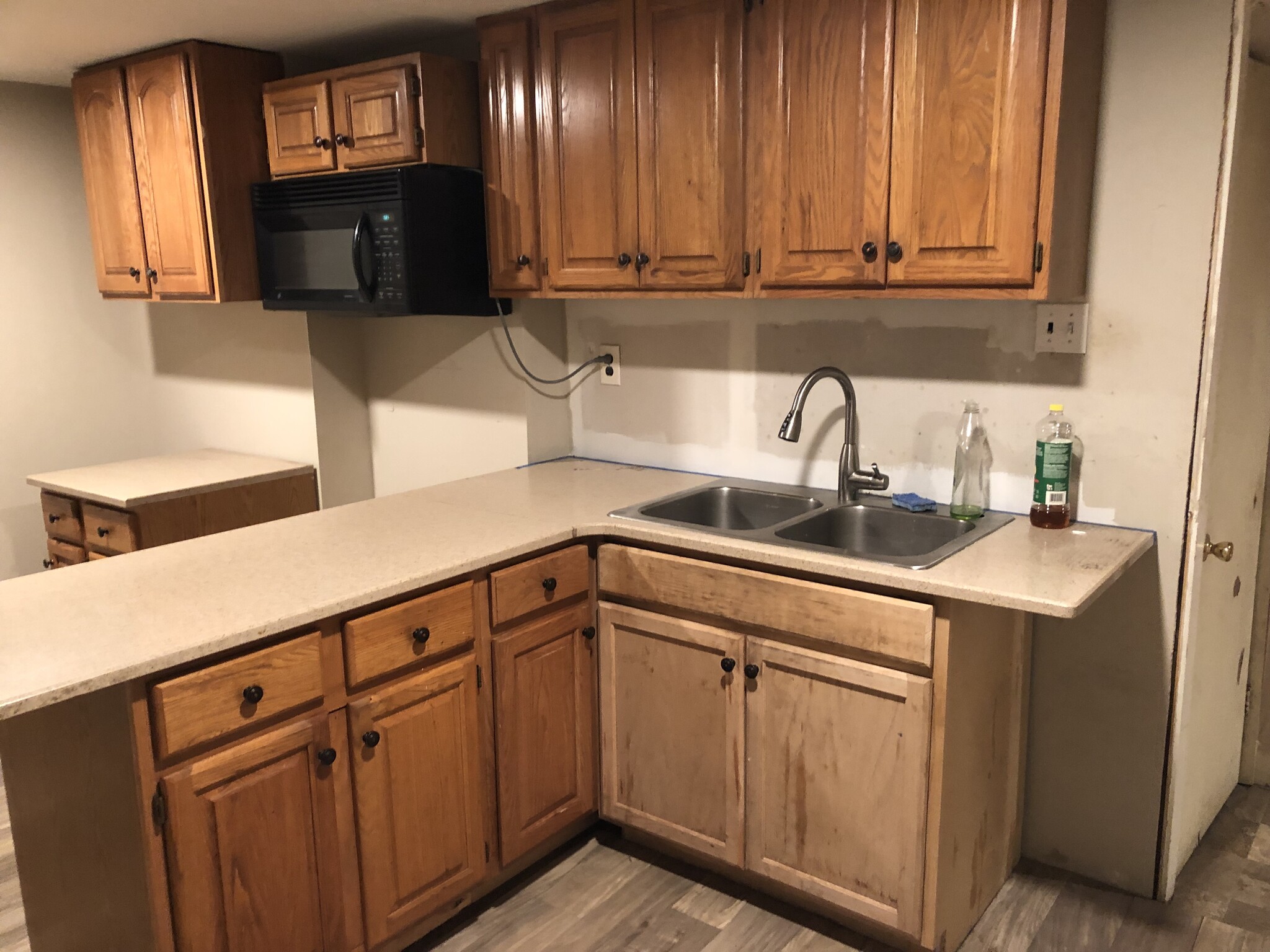 Kitchen east wall sink area - 502 Lucy St